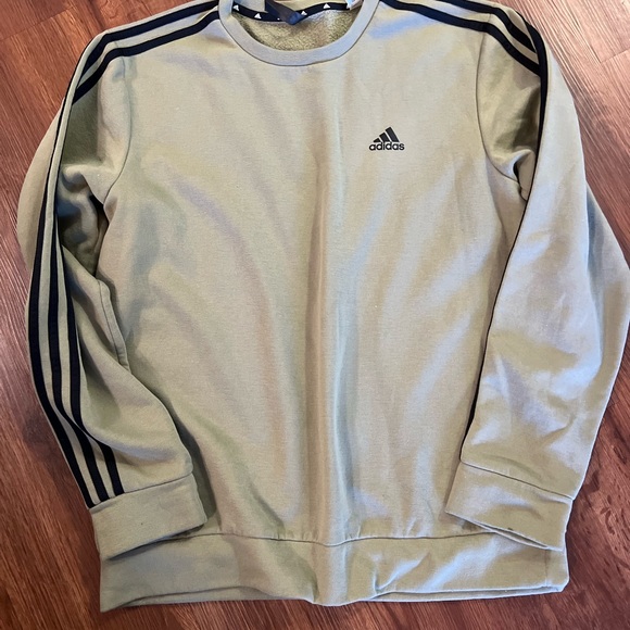 adidas Other - ADIDAS SWEAT SHIRT.     #448